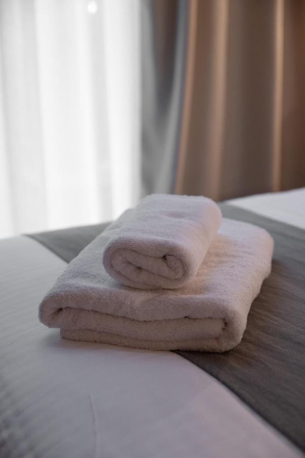 Minos By Agora Luxury Apartments In The Heart Of Heraklion מראה חיצוני תמונה